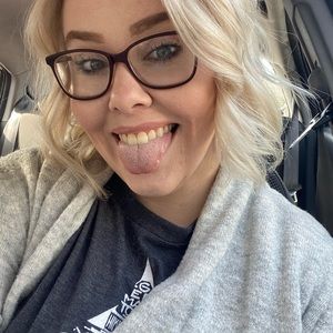 Meet your Posher, Lexi